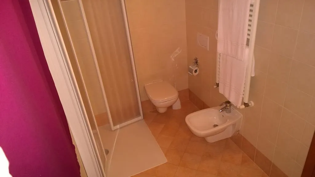 Pensión Elvira Miniscalchi Hotel Corno Alto Italia